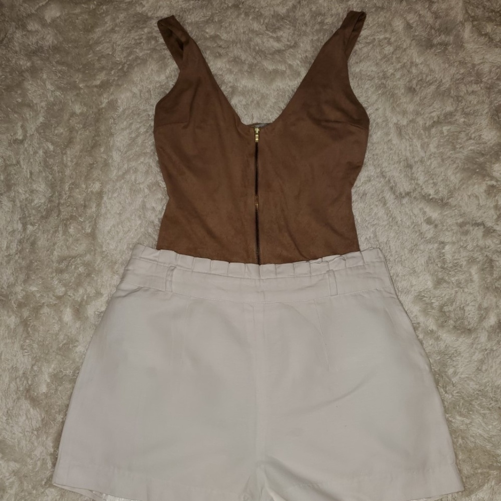 2 /$ 16 BODYSUIT AND SHORT  !! EUC